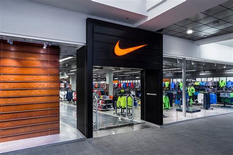 zwangerschapskleding nike|Nike Factory Stores.